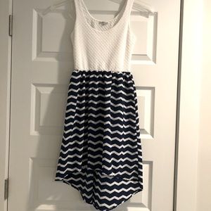 Charlotte Russe chevron print mini dress Small